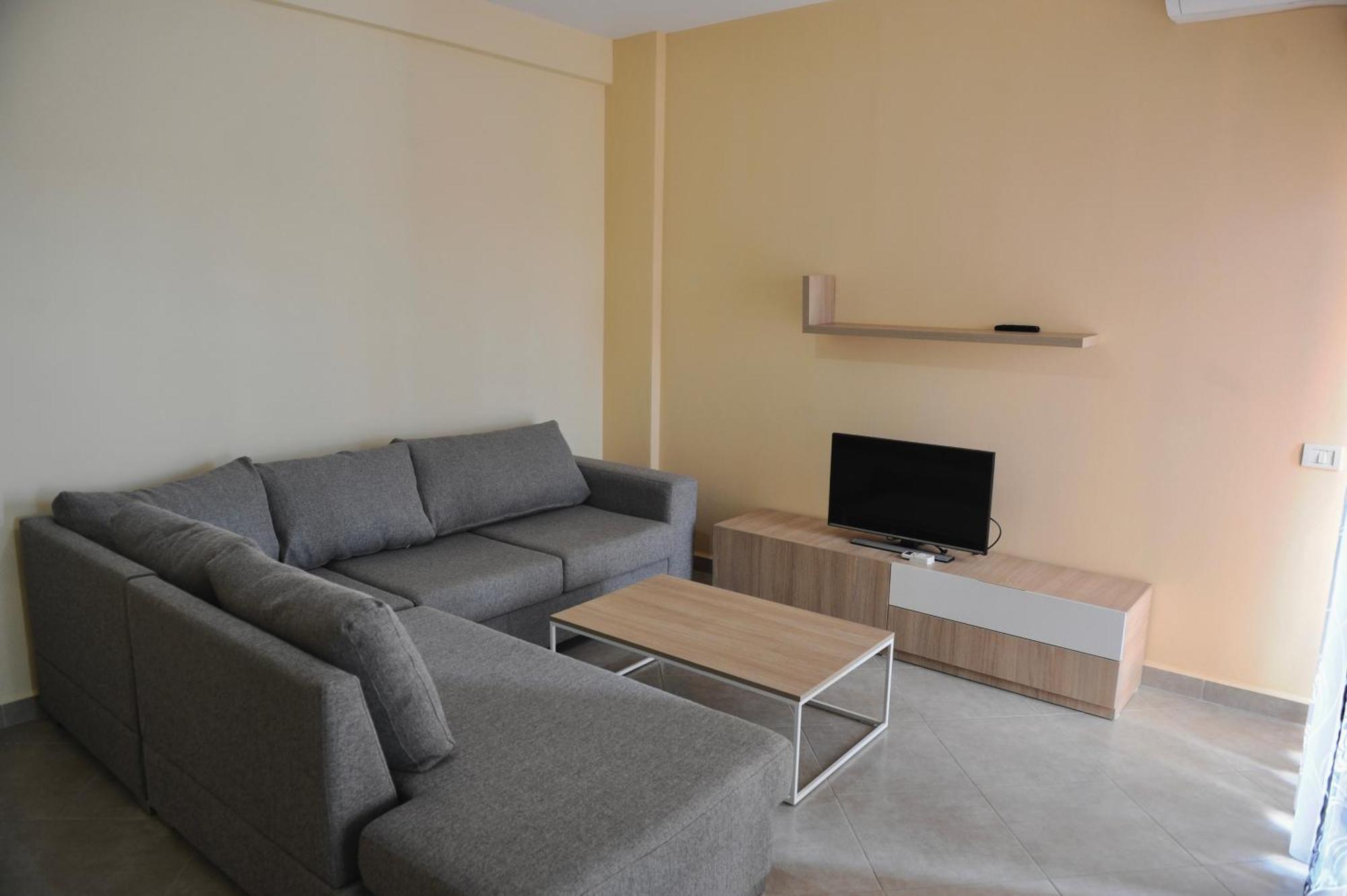 Hotel Fish Land Plazhi San Pietro Экстерьер фото